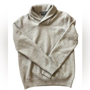 BANANA REPUBLIC GREY ECO SWEATER SIZE M🌟🌟
